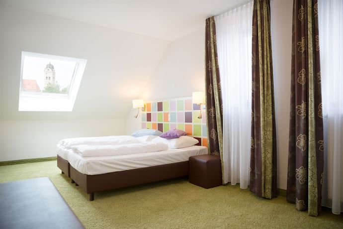 Imagen de la habitación del Hotel Arooma. Foto 5