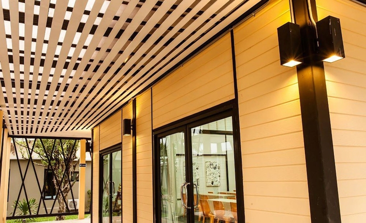 Imagen de los interiores del Hotel Aroonsawad Riverview Resort. Foto 13