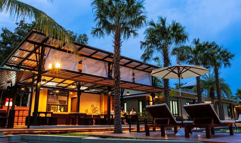 Imagen del bar/restaurante del Hotel Aroonsawad Riverview Resort. Foto 2