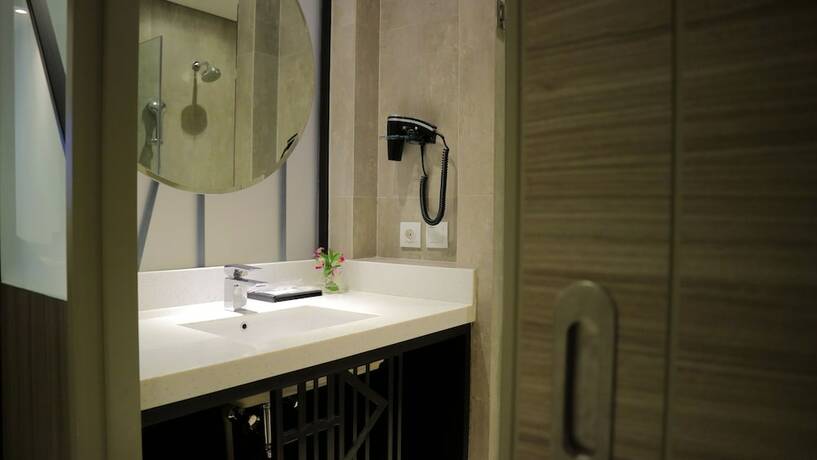 Imagen de la habitación del Hotel Arosa Jakarta. Foto 24
