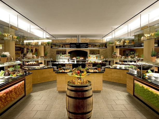 Imagen del bar/restaurante del Hotel A-rosa Kitzbühel. Foto 4