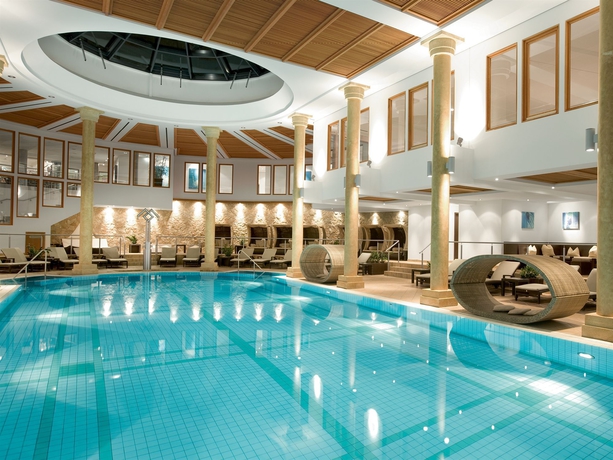 Imagen de la piscina del Hotel A-rosa Kitzbühel. Foto 15