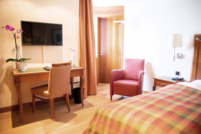 Imagen de la habitación del Hotel Arosa Kulm and Alpin Spa. Foto 9