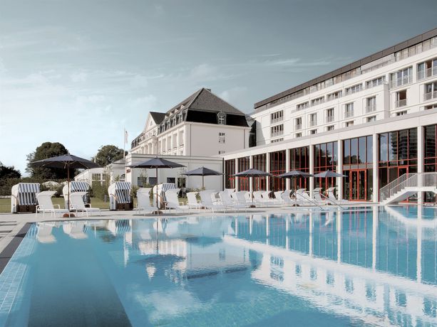 Imagen de la piscina del Hotel A-rosa Travem&uuml;nde, Lubeck. Foto 13
