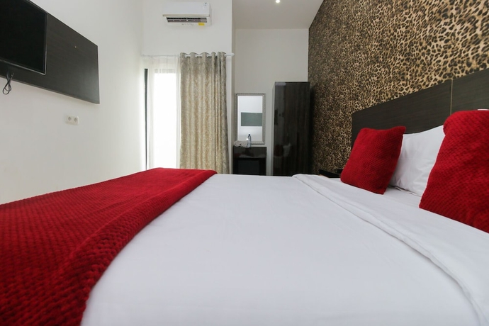 Imagen de la habitación del Hotel Arotel Bsd. Foto 9