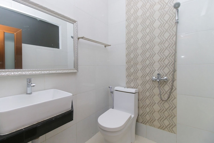 Imagen de la habitación del Hotel Arotel Bsd. Foto 11