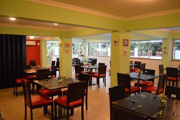 Imagen de la habitación del Hotel Arotel Rooms And Suites. Foto 8