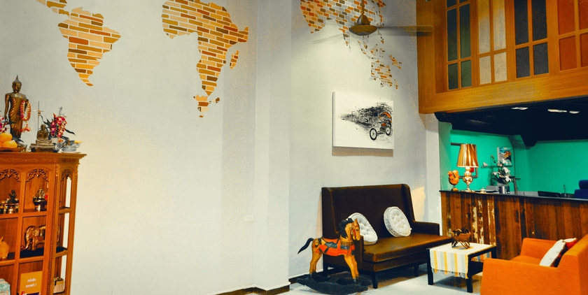 Imagen de los interiores del Hotel Around The World Bandb. Foto 5