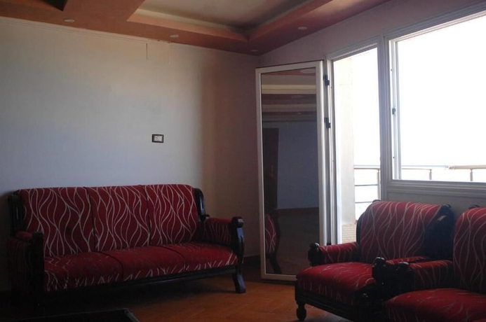 Imagen de la habitación del Hotel Arous El Bahr. Foto 17