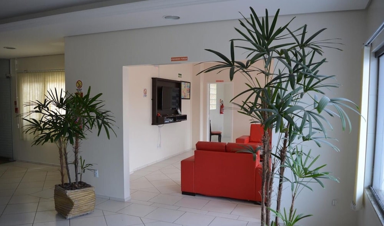 Imagen de los interiores del Hotel Arpini. Foto 17