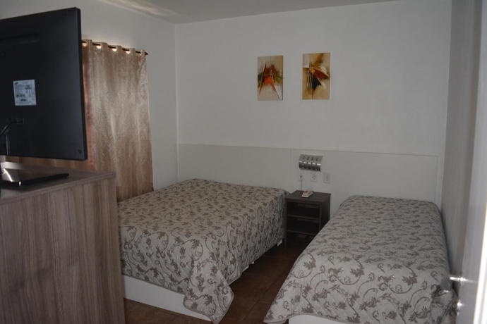 Imagen de la habitación del Hotel Arpini. Foto 7