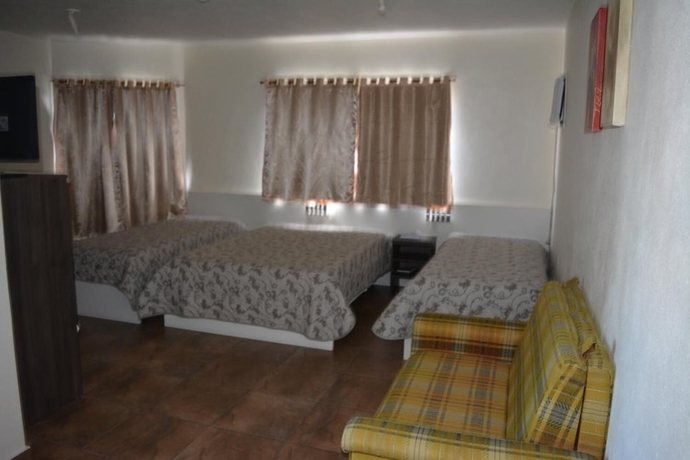 Imagen de la habitación del Hotel Arpini. Foto 8