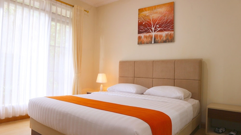 Imagen de la habitación del Hotel Arra Lembah Pinus. Foto 4