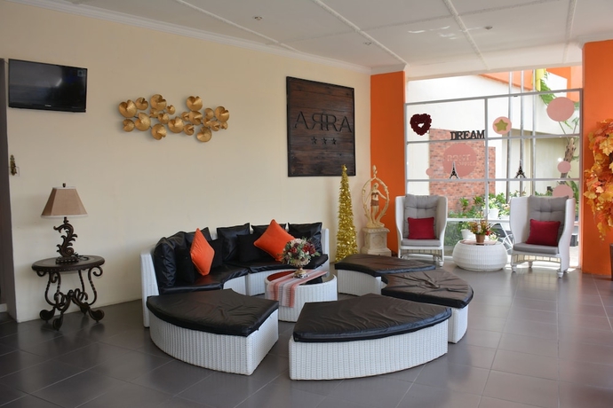 Imagen de los interiores del Hotel Arra Lembah Pinus. Foto 18