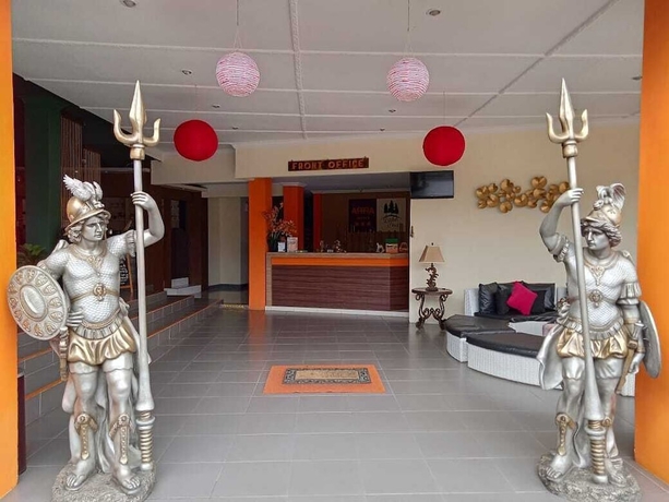 Imagen de los interiores del Hotel Arra Lembah Pinus. Foto 19