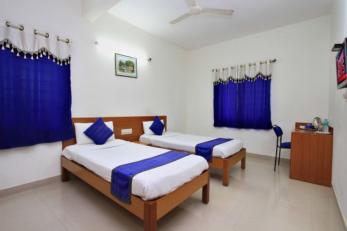 Imagen de la habitación del Hotel Arra Suites. Foto 17
