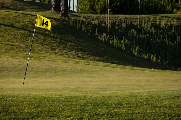 Imagen de los exteriores del Hotel Arrabida Resort & Golf Academy. Foto 7