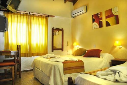 Imagen de la habitación del Hotel Arraial Hotel. Foto 23