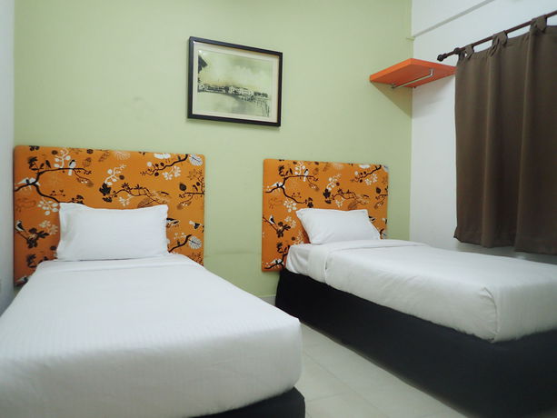 Imagen de los interiores del Hotel Ar-raudhah Suite And. Foto 14