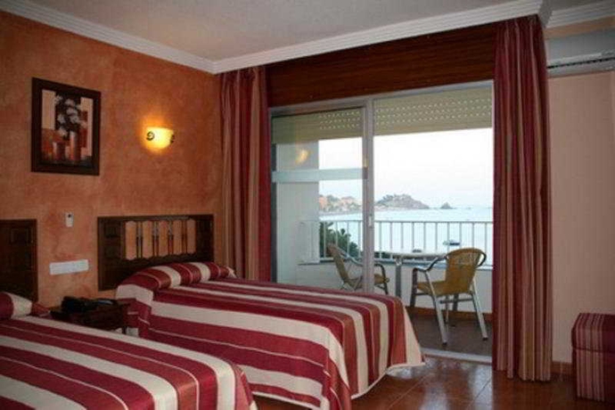 Imagen de la habitación del Hotel Arrayanes Playa. Foto 12