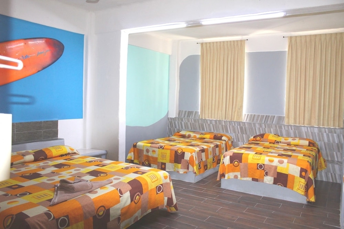 Imagen de la habitación del Hotel Arrecife Plus. Foto 2