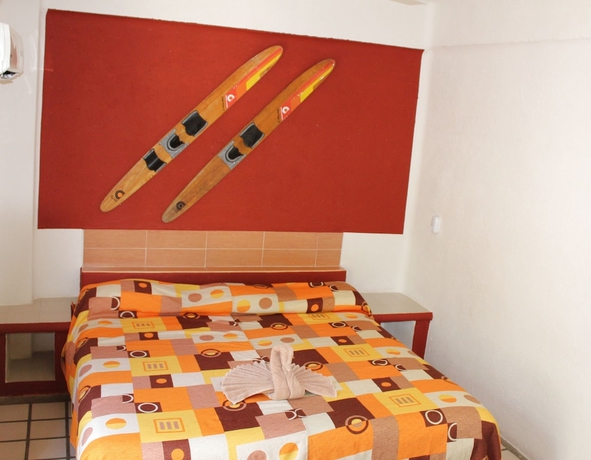Imagen de la habitación del Hotel Arrecife Plus. Foto 5