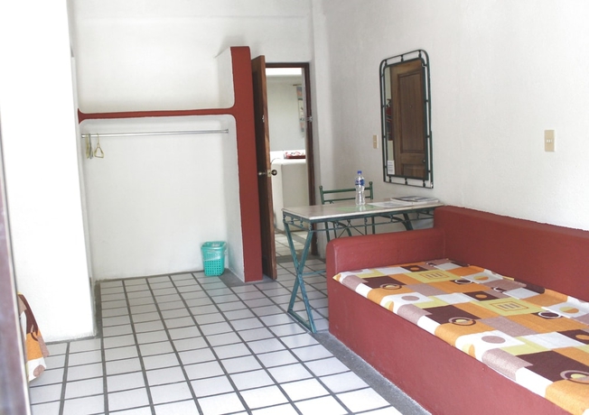 Imagen de la habitación del Hotel Arrecife Plus. Foto 9