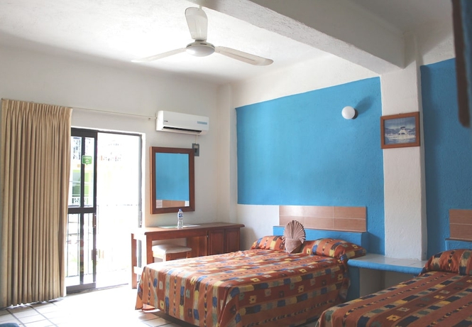 Imagen de la habitación del Hotel Arrecife Plus. Foto 17