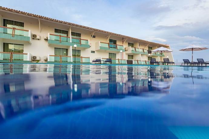 Imagen de la piscina del Hotel Arrey Beach. Foto 19