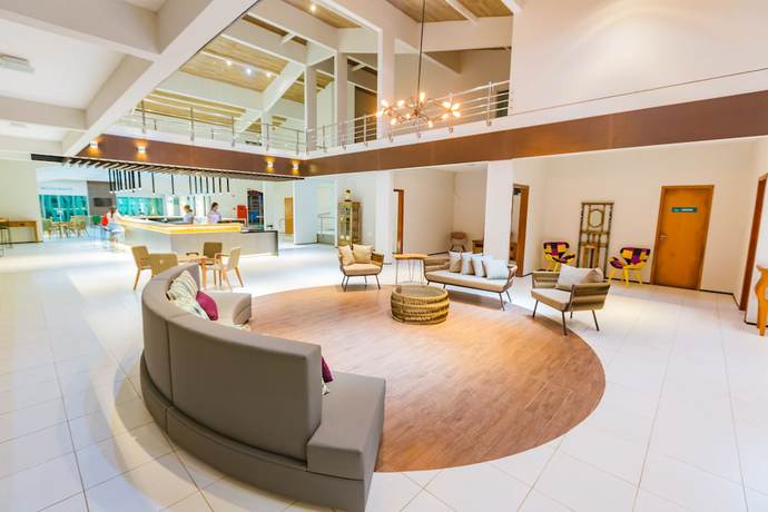 Imagen de los interiores del Hotel Arrey Beach. Foto 16