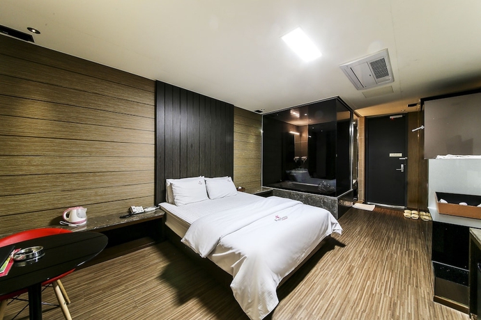 Imagen de la habitación del Hotel Arrietty Motel. Foto 6