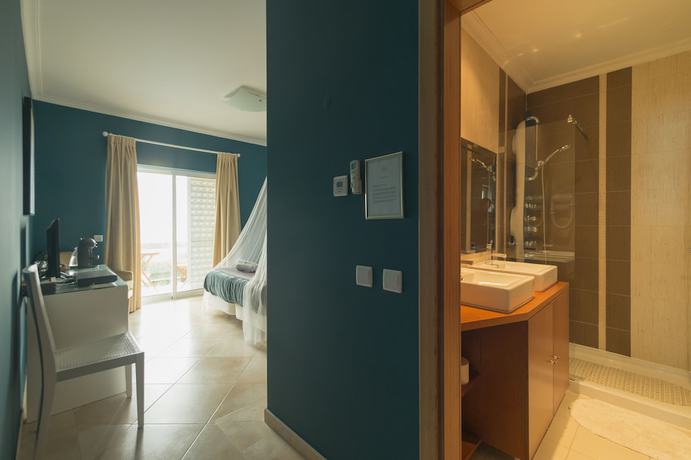 Imagen de la habitación del Hotel Arrifana Destination Boutique. Foto 5