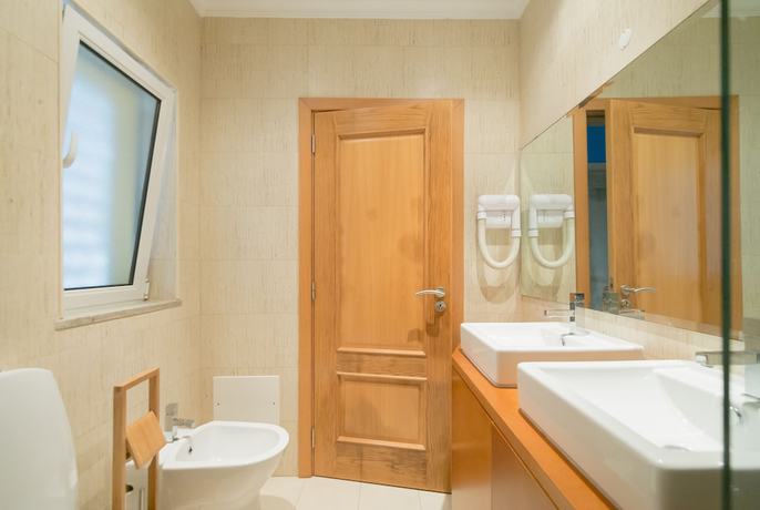 Imagen de la habitación del Hotel Arrifana Destination Boutique. Foto 15