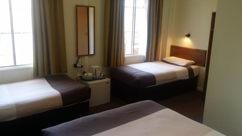 Imagen de la habitación del Hotel Arriva. Foto 9