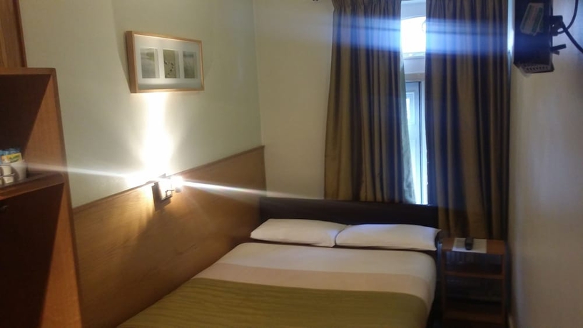 Imagen de la habitación del Hotel Arriva, Londres. Foto 16