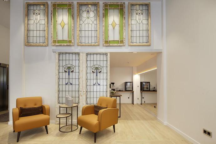 Imagen de los interiores del Hotel Arrizul Congress. Foto 8