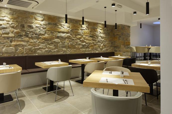 Imagen del bar/restaurante del Hotel Arrizul Congress. Foto 2