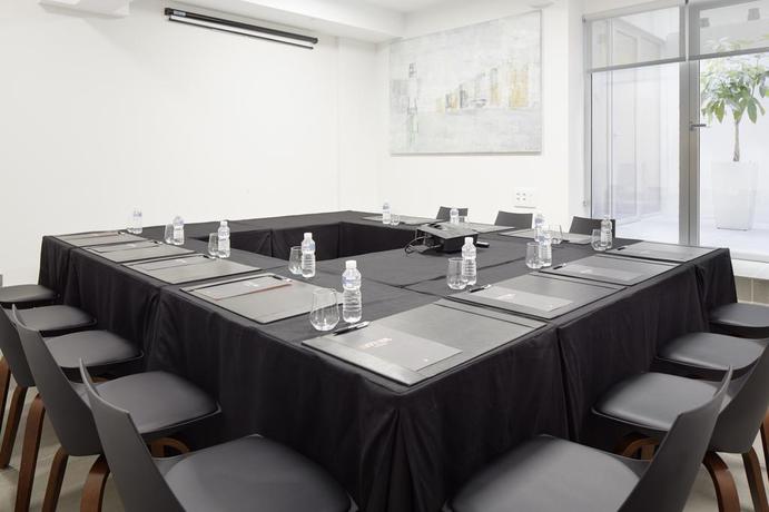 Imagen de los interiores del Hotel Arrizul Congress. Foto 13