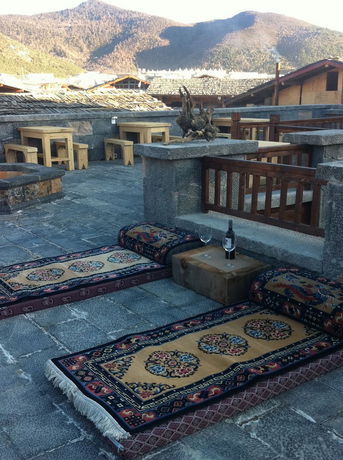 Imagen de los exteriores del Hotel Arro Khampa By Zinc Journey Shangri-la. Foto 10