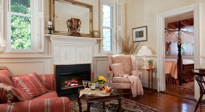 Imagen general del Hotel Arrowhead Inn, Durham. Foto 1