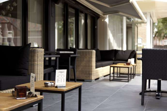 Imagen del bar/restaurante del Hotel Arrows. Foto 3