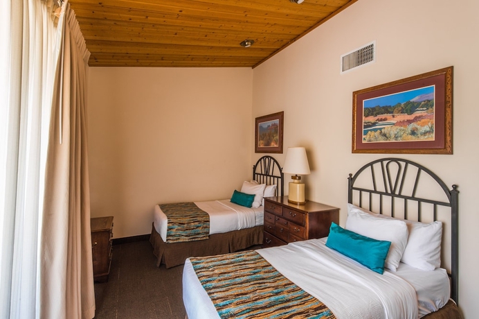 Imagen de la habitación del Hotel Arroyo Roble Resort. Foto 8