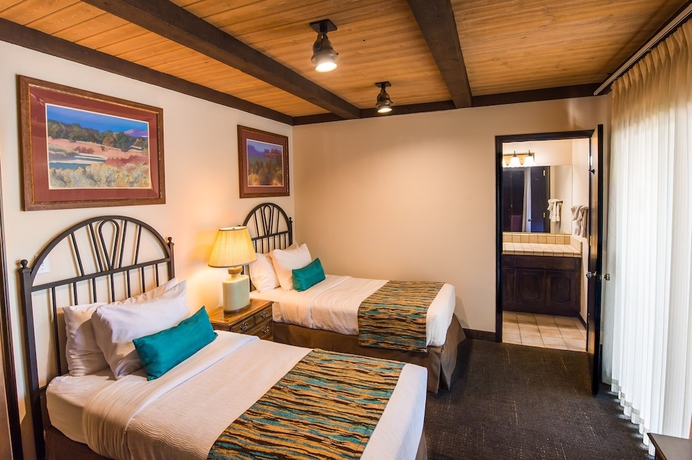 Imagen de la habitación del Hotel Arroyo Roble Resort. Foto 9