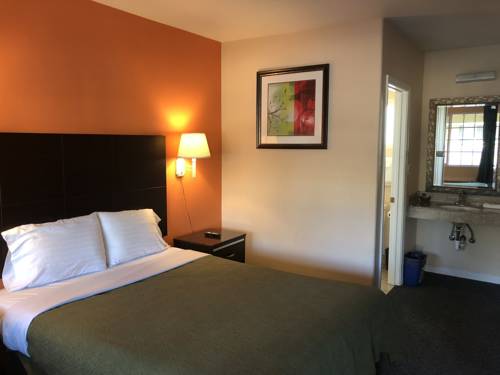 Imagen de la habitación del Hotel Arroyo Village Inn. Foto 6