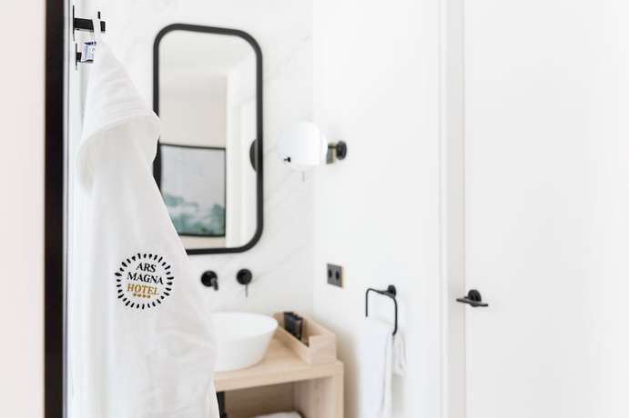 Imagen de la habitación del Hotel Ars Magna Bleisure. Foto 5