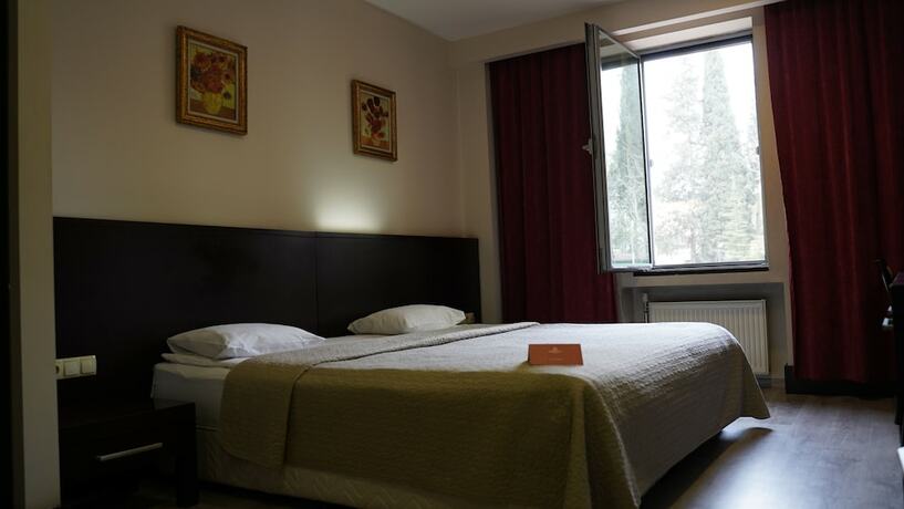 Imagen de la habitación del Hotel Arsan Otel. Foto 14