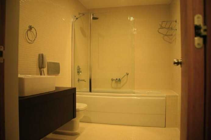 Imagen de la habitación del Hotel Arsan Otel. Foto 16