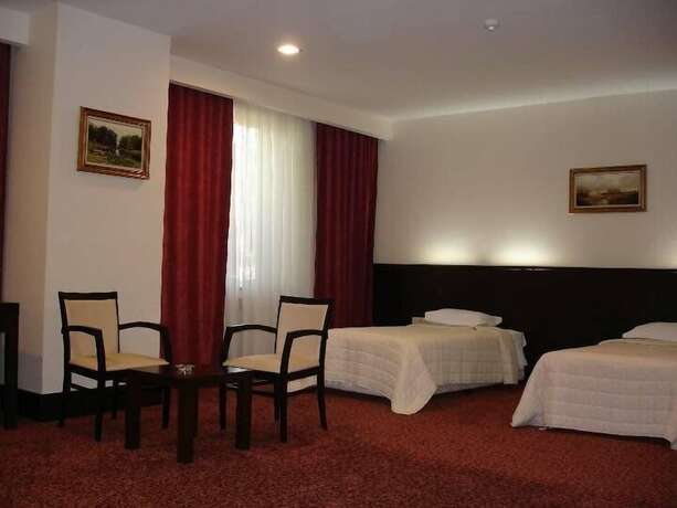 Imagen de la habitación del Hotel Arsan Otel. Foto 18