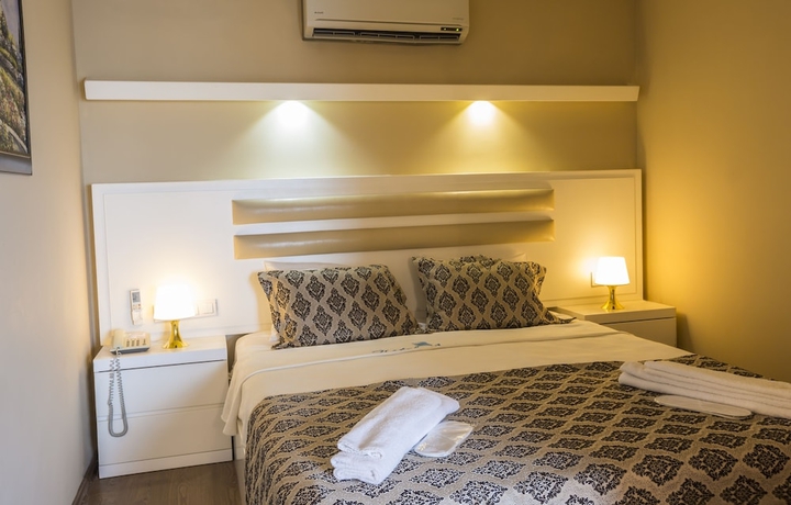 Imagen de la habitación del Hotel Arsen. Foto 14