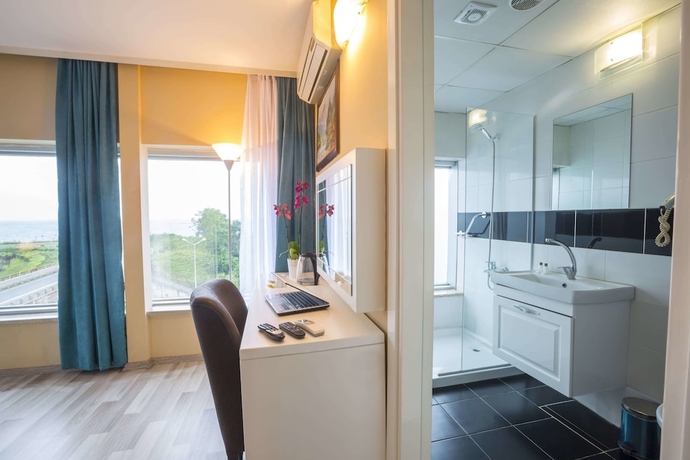 Imagen de la habitación del Hotel Arsen. Foto 17